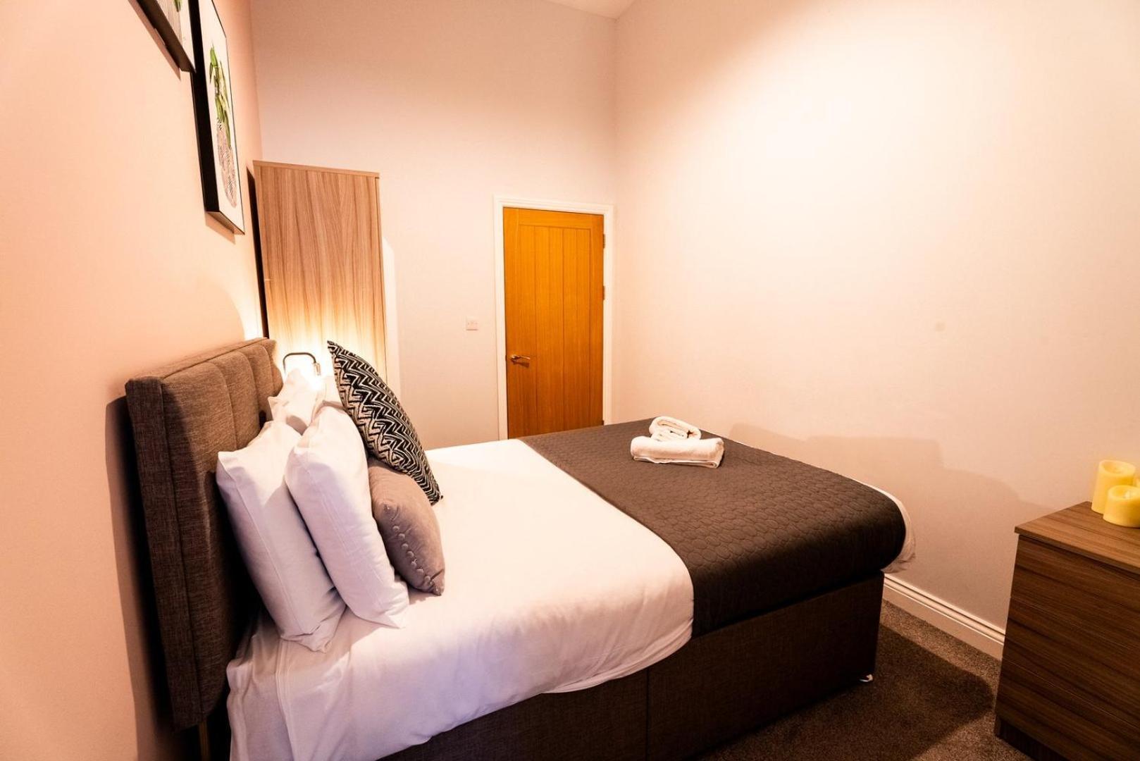 Free Parking | Smart Tv | 4 Guests Lejlighed Swansea Værelse billede