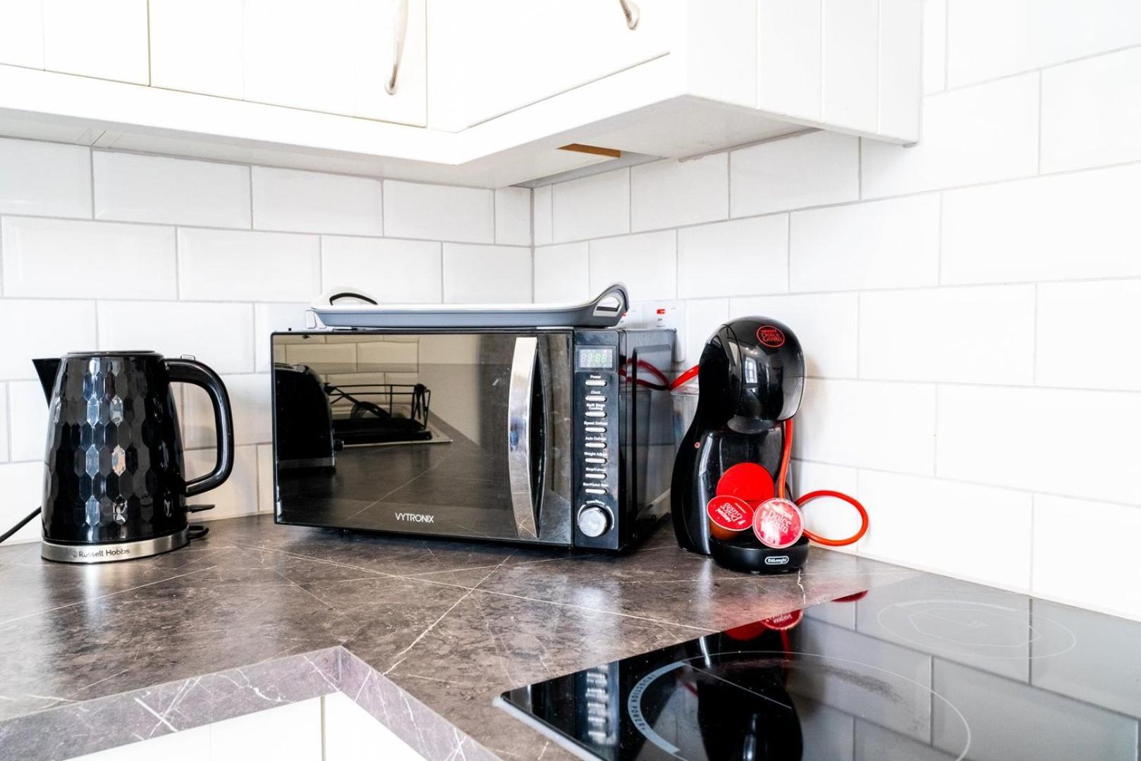 Free Parking | Smart Tv | 4 Guests Lejlighed Swansea Værelse billede