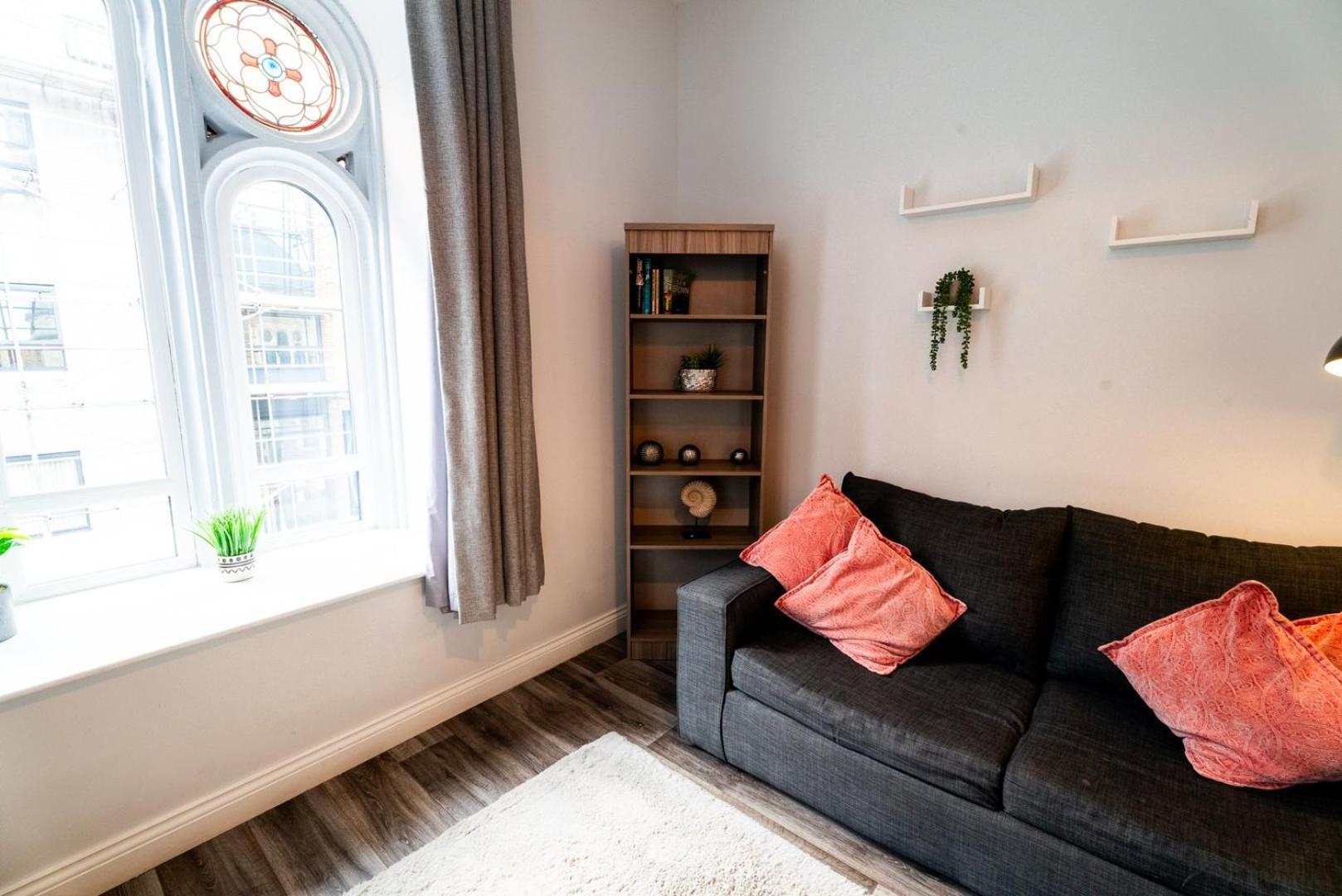 Free Parking | Smart Tv | 4 Guests Lejlighed Swansea Værelse billede
