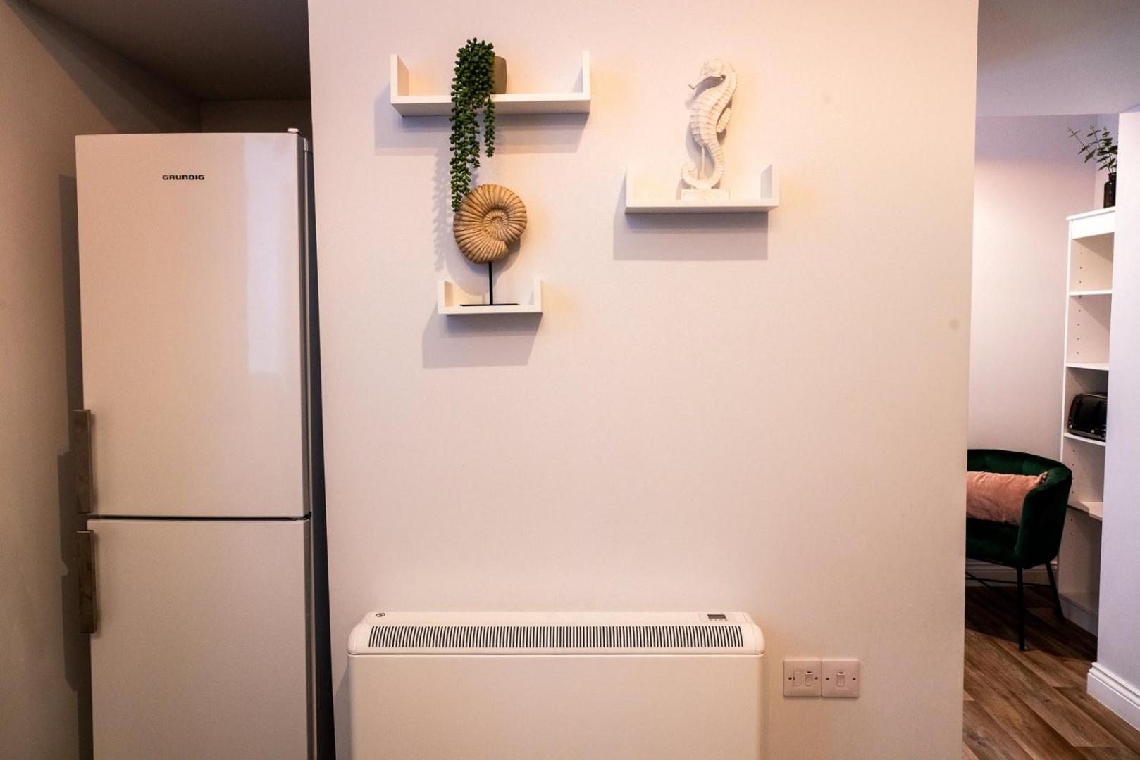 Free Parking | Smart Tv | 4 Guests Lejlighed Swansea Værelse billede